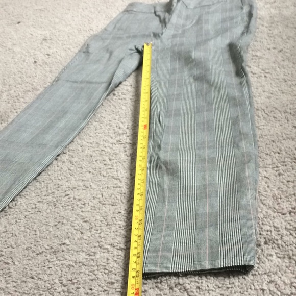 Camber & Grace cute pink plaid pull on stretch work capris - Picture 7 of 9